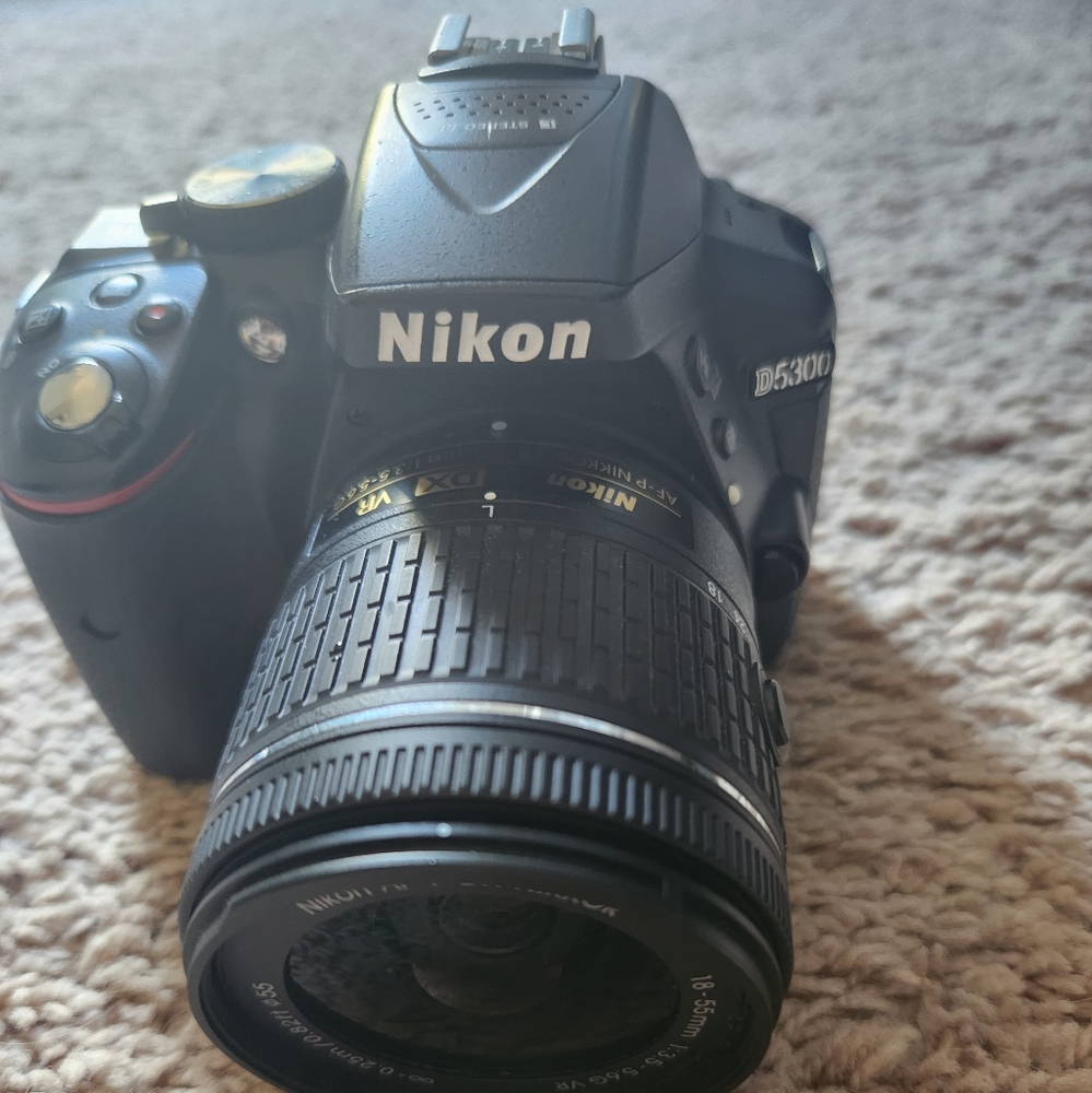 Nikon DSLR Camera with Lens D5300 DSLR Camera with AF-S DX NIKKOR